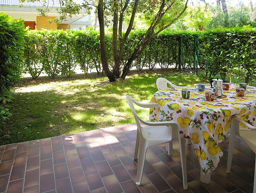 Apartment Gemini Con Piscina Bibione Pokoj fotografie